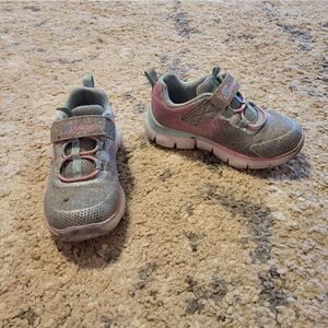 S sport sparkling grey & pink toddler girl tennis shoes